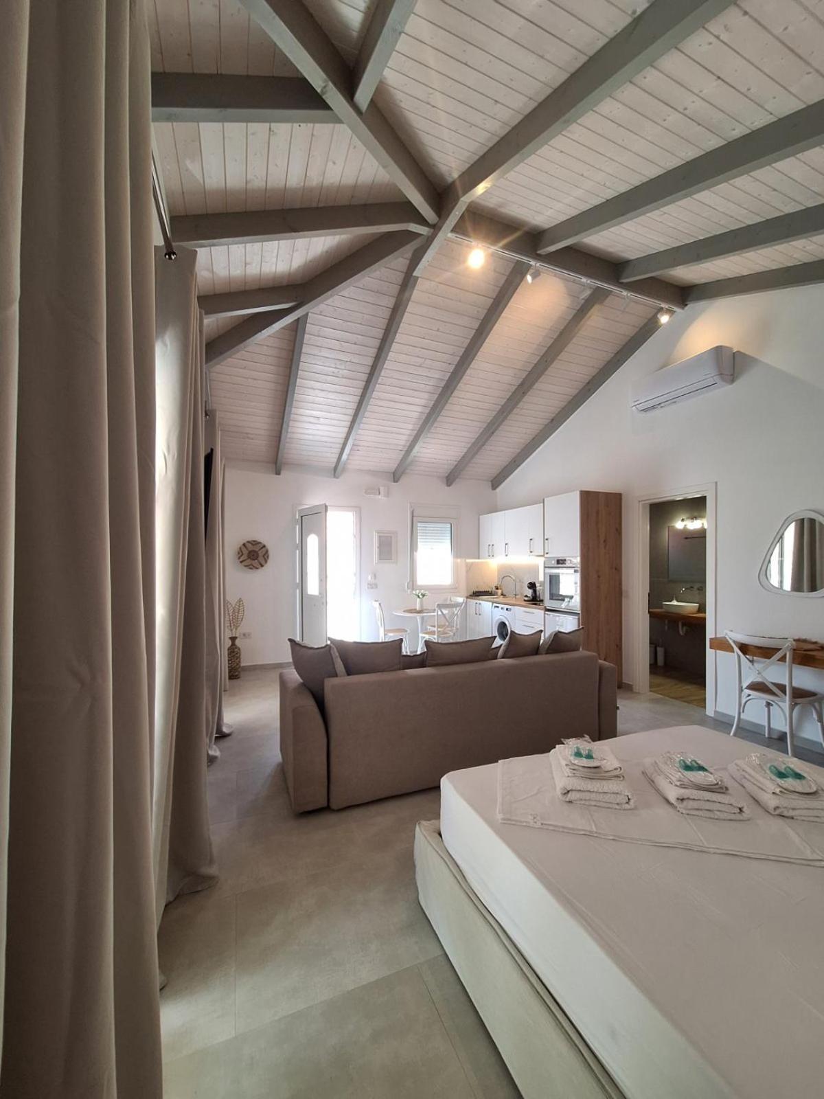 Luxury Apartments In Front Of The Sea Kanali  Exterior foto
